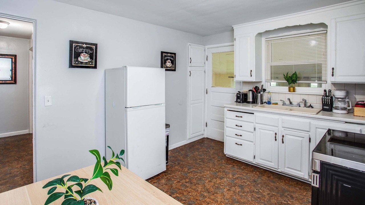 Photo of Kitchen in Gates-North Gates