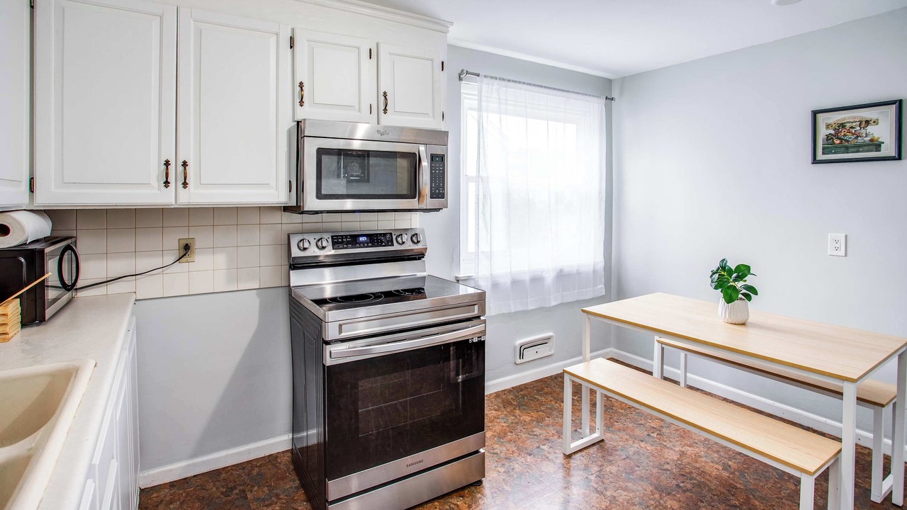 Photo of Kitchen in Gates-North Gates