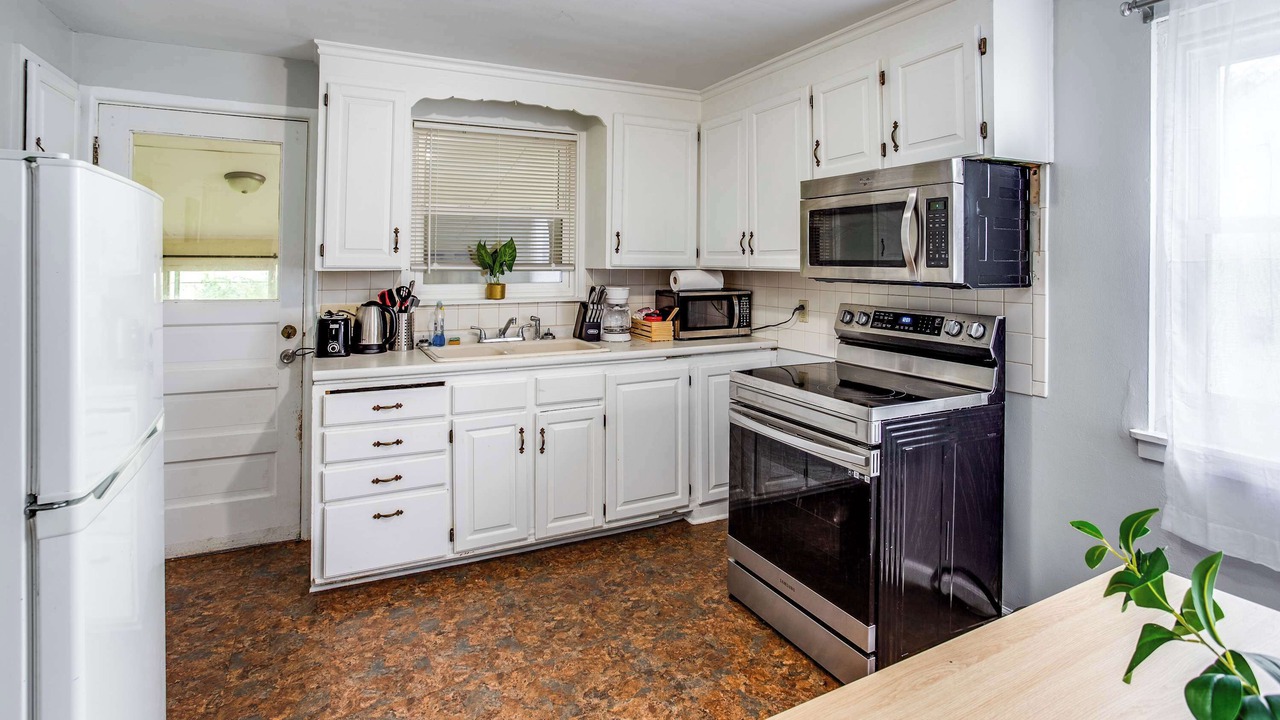 Photo of Kitchen in Gates-North Gates