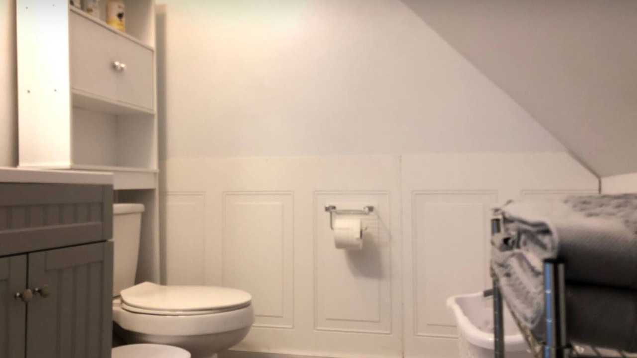Photo of Bathroom in Stockade Historic District