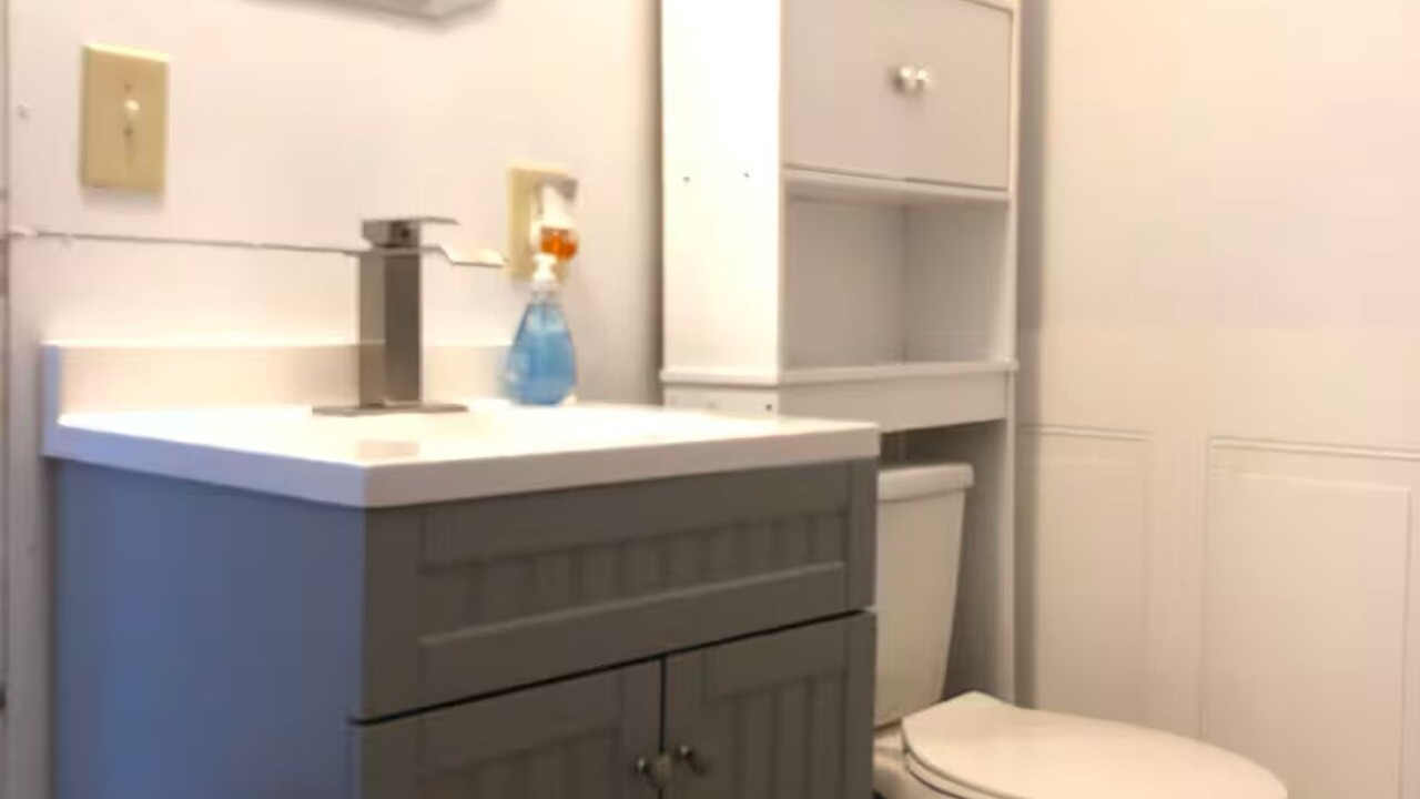 Photo of Bathroom in Stockade Historic District