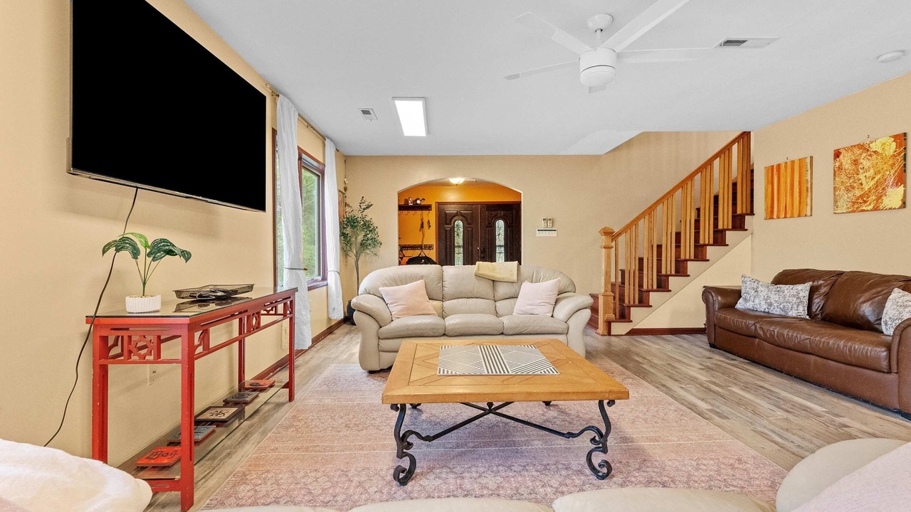Photo of Livingroom in Brodnax