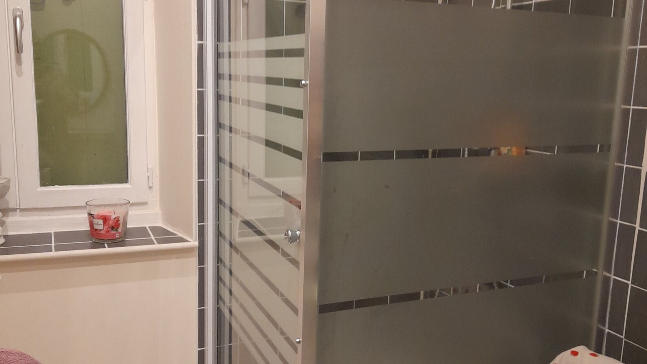 Photo of Bathroom in Lezignan-Corbieres