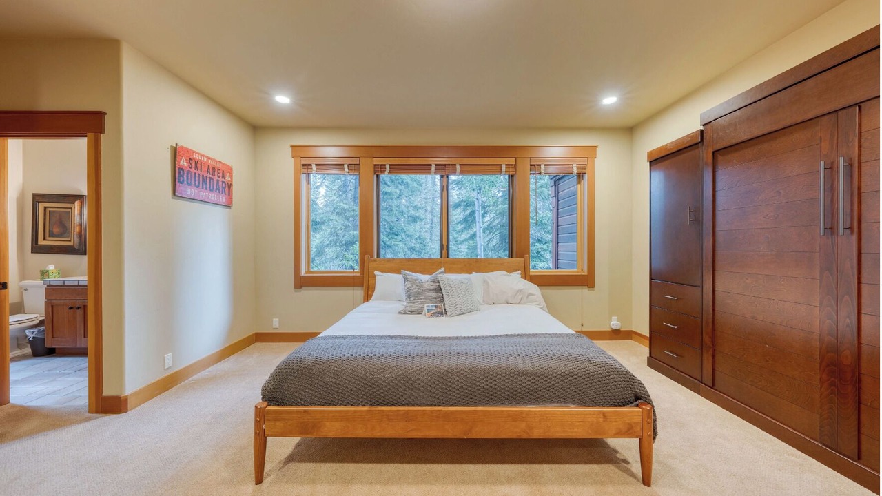 Photo of Bedroom in Olympic Valley
