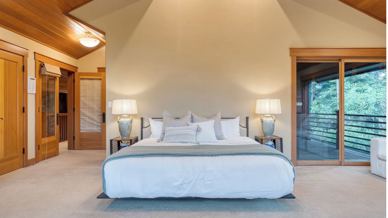 Photo of Bedroom in Olympic Valley