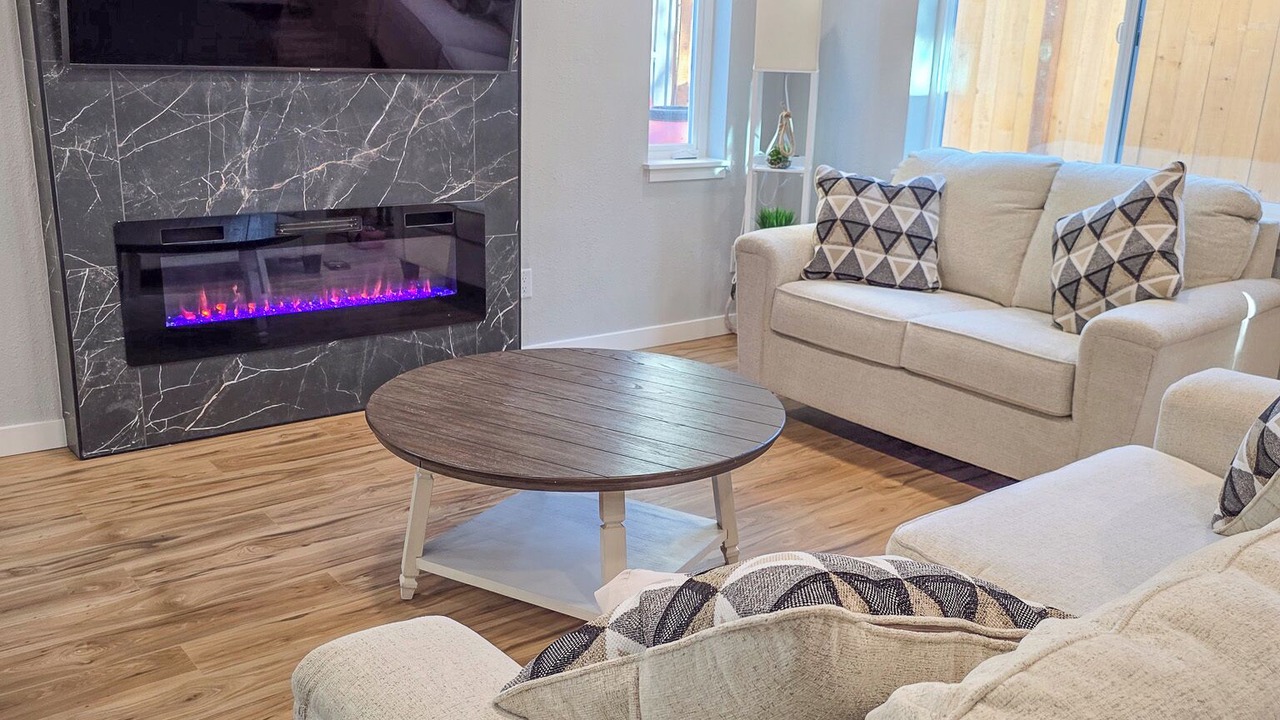 Photo of Livingroom in Wallingford