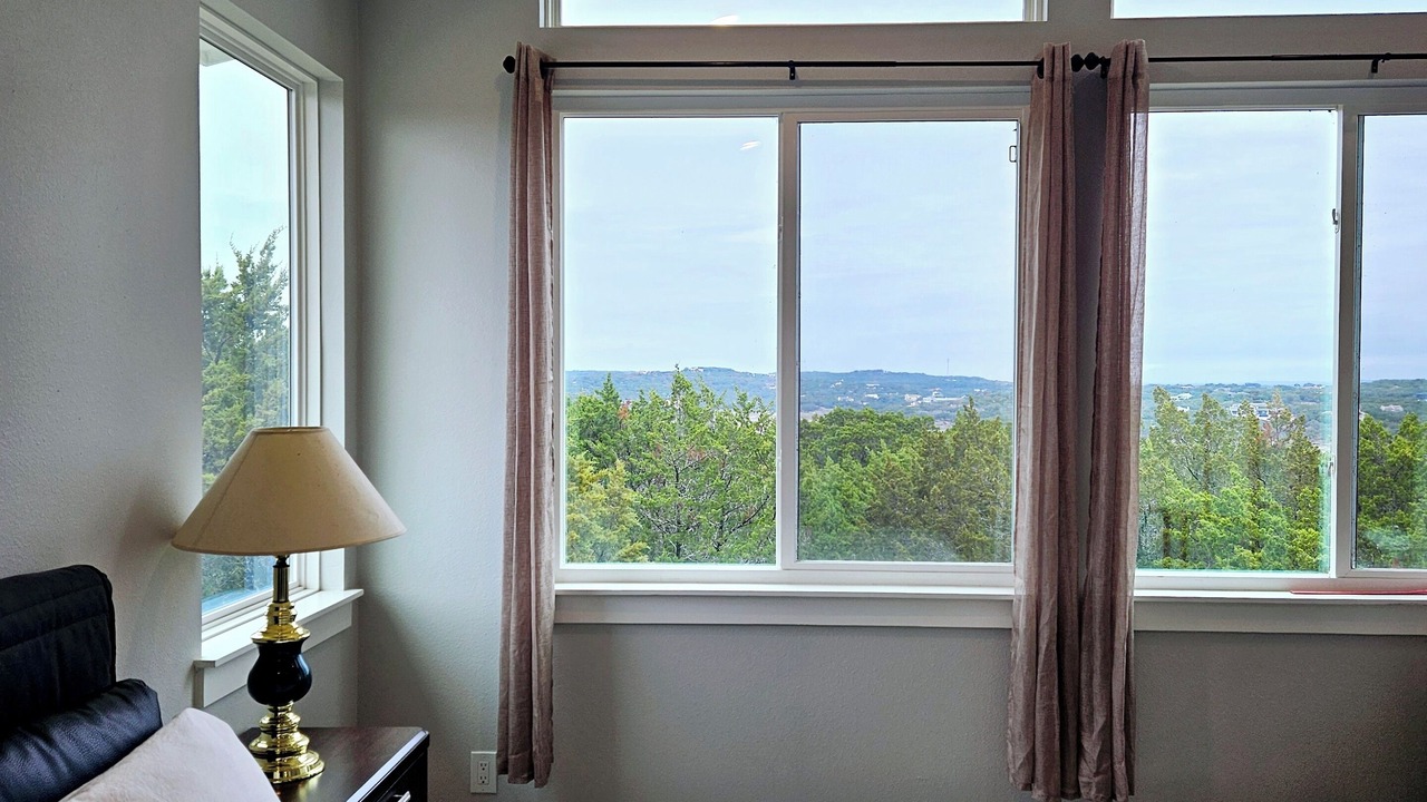 Photo of Bedroom in Waterford On Lake Travis