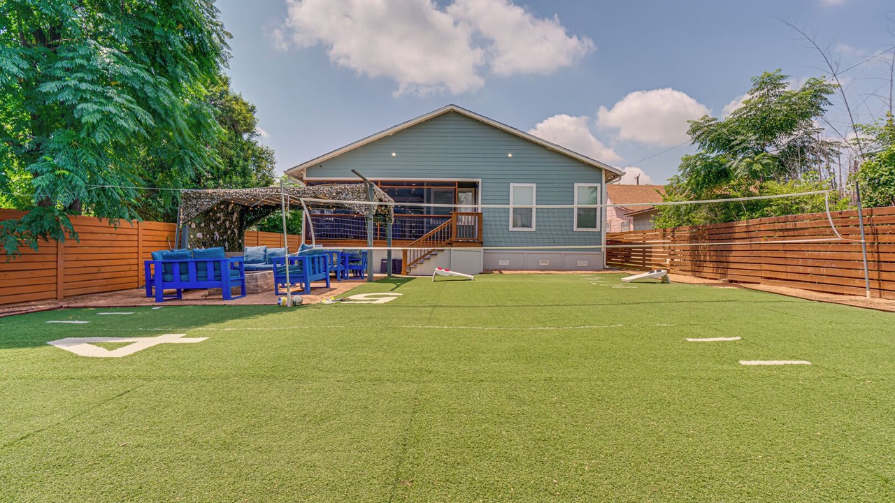 Photo of Outdoor in Woodlawn Lake