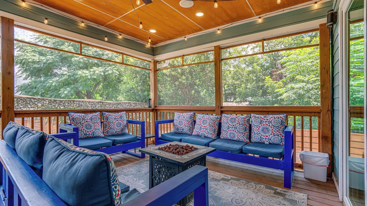 Photo of Patio Balcony in Woodlawn Lake