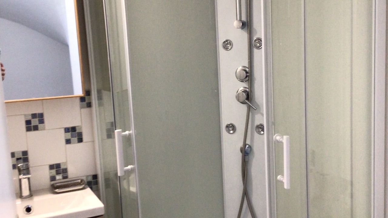 Photo of Bathroom in Quartier Saint-Clement - Jardin des Plantes