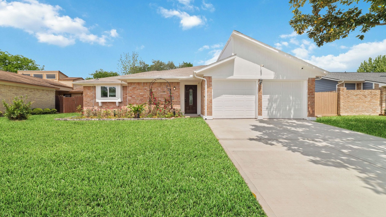 Photo of Outdoor in Clodine