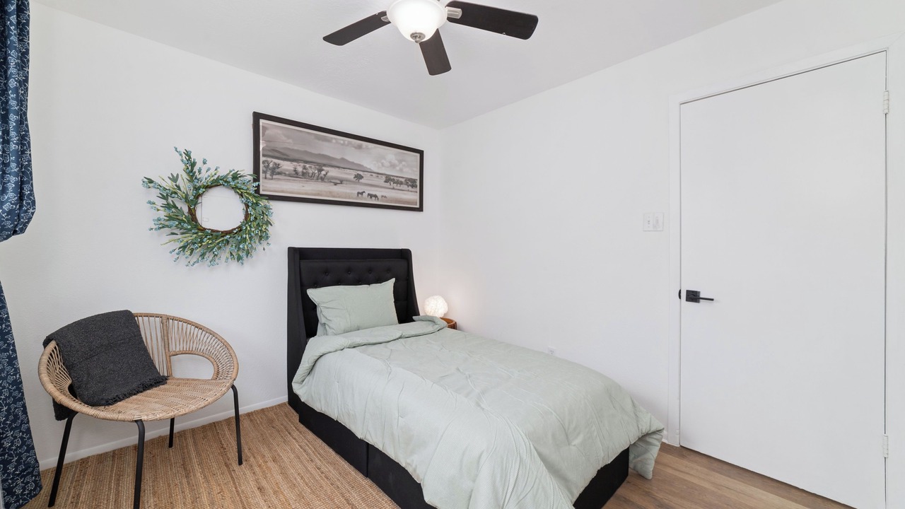 Photo of Bedroom in Clodine