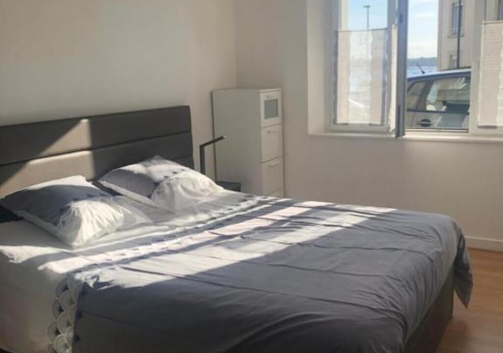 Photo of Bedroom in Saint-Servan