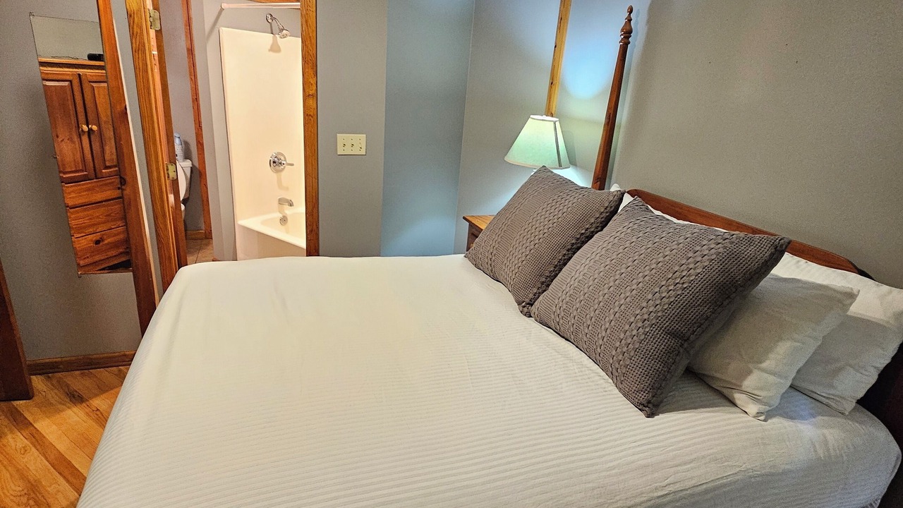 Photo of Bedroom in Skyland