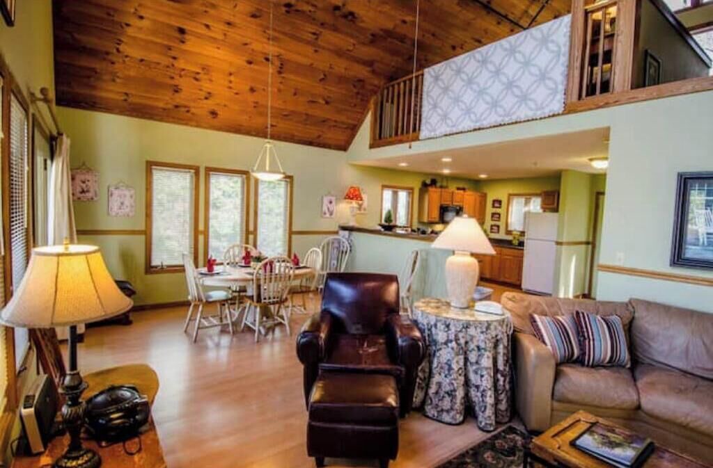 Photo of Livingroom in Skyland