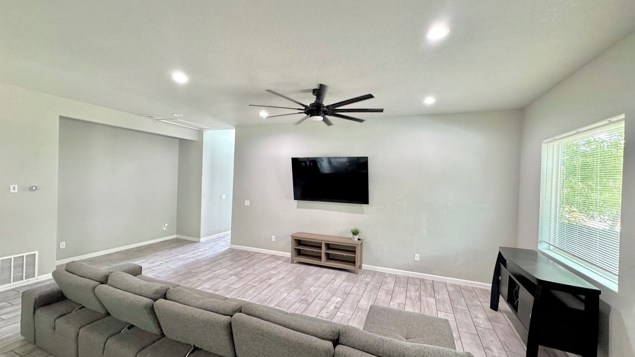 Photo of Livingroom in Eastside Promise Neighborhood