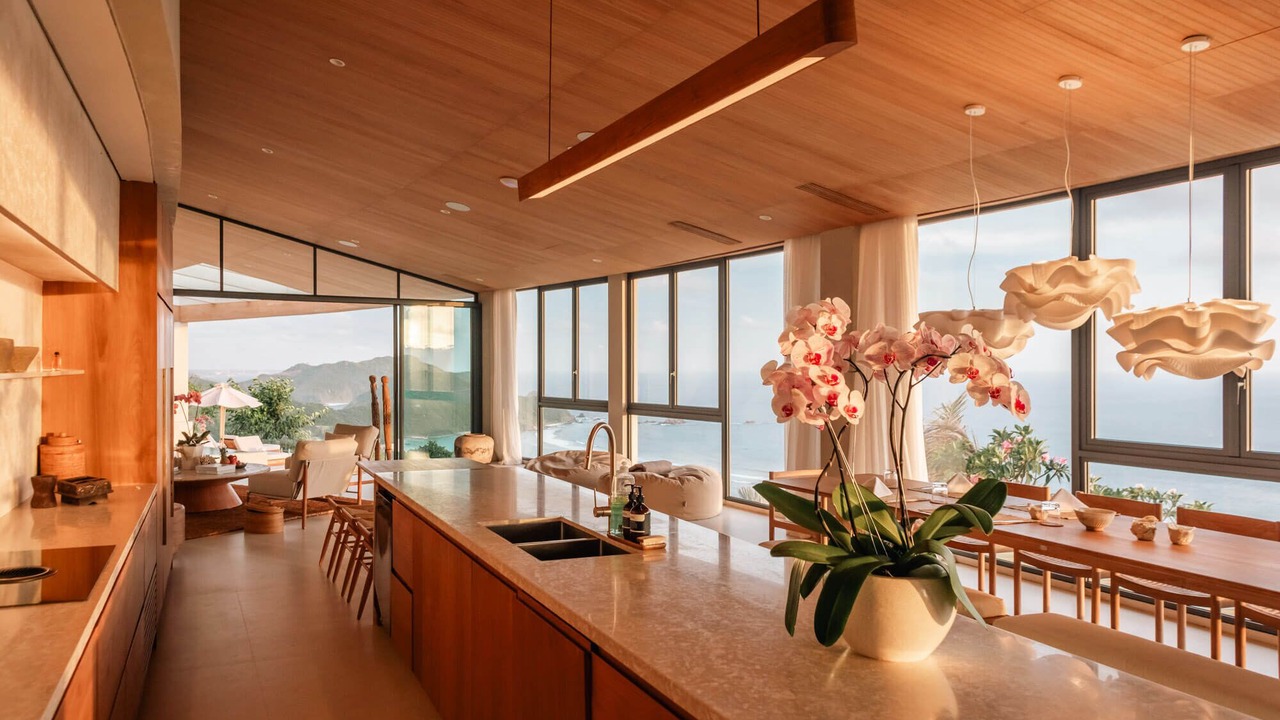 Photo of Others in Praya Barat