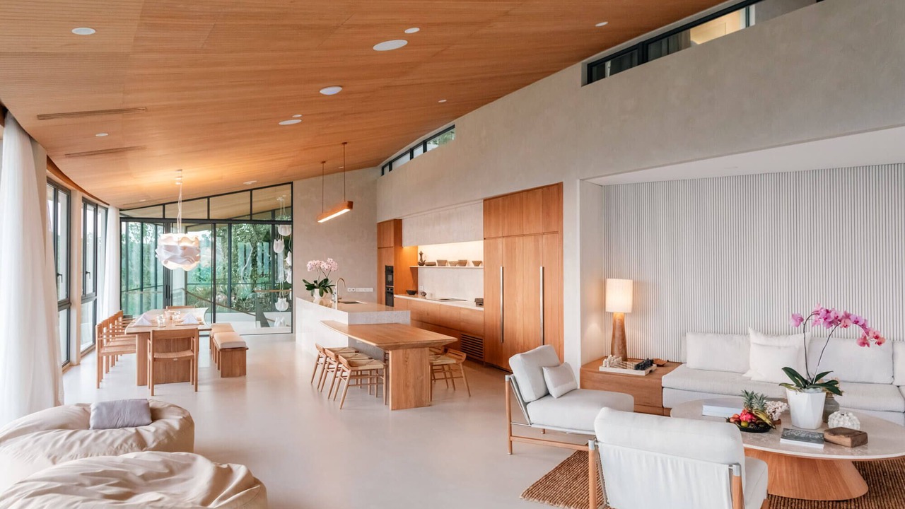 Photo of Others in Praya Barat