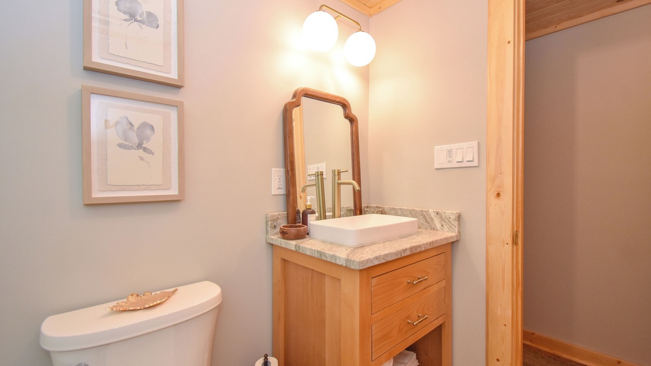Photo of Bathroom in Hollins