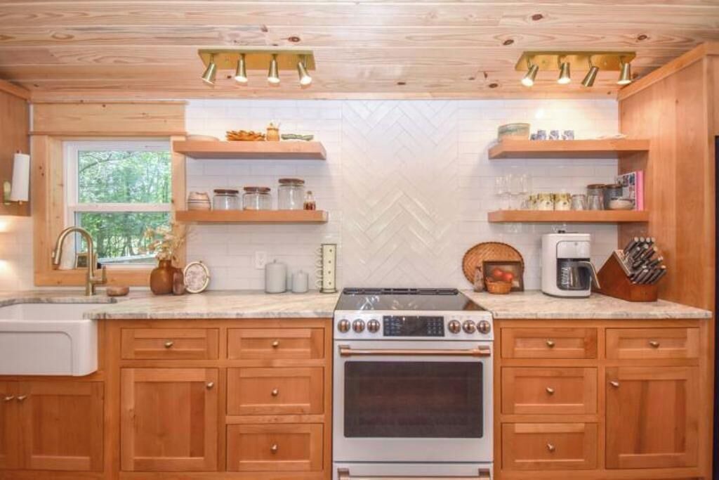 Photo of Kitchen in Hollins