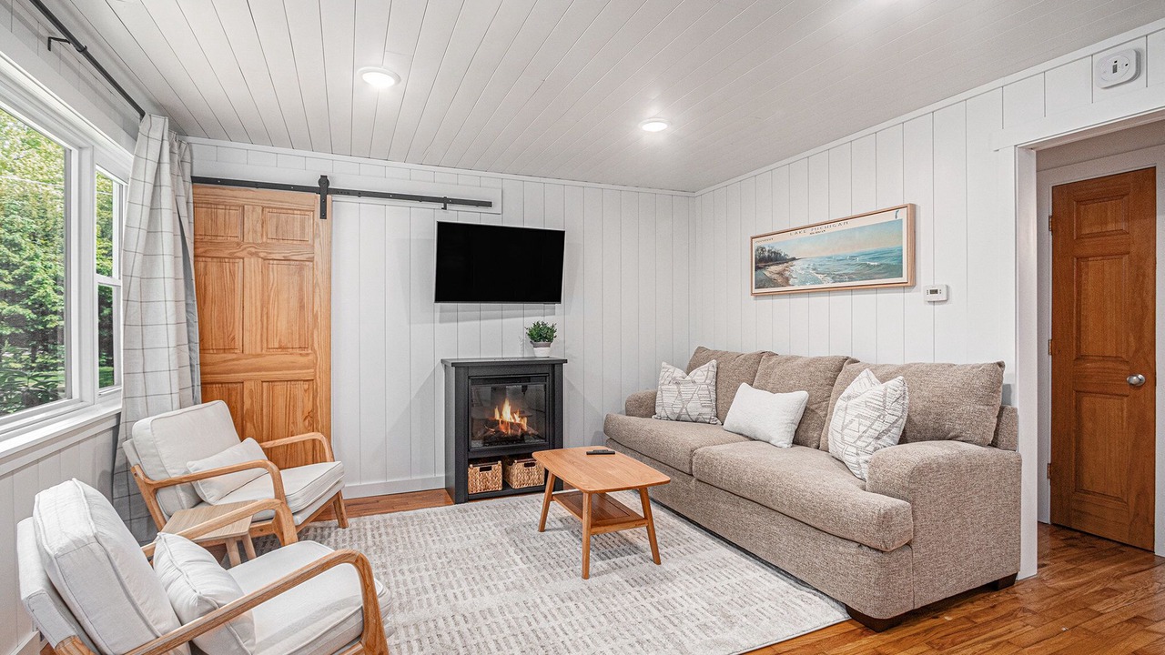 Photo of Livingroom in Fennville