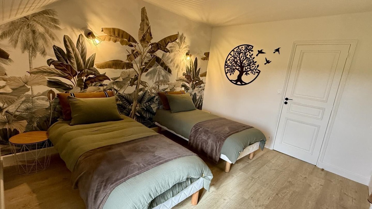 Photo of Bedroom in Locoal-Mendon