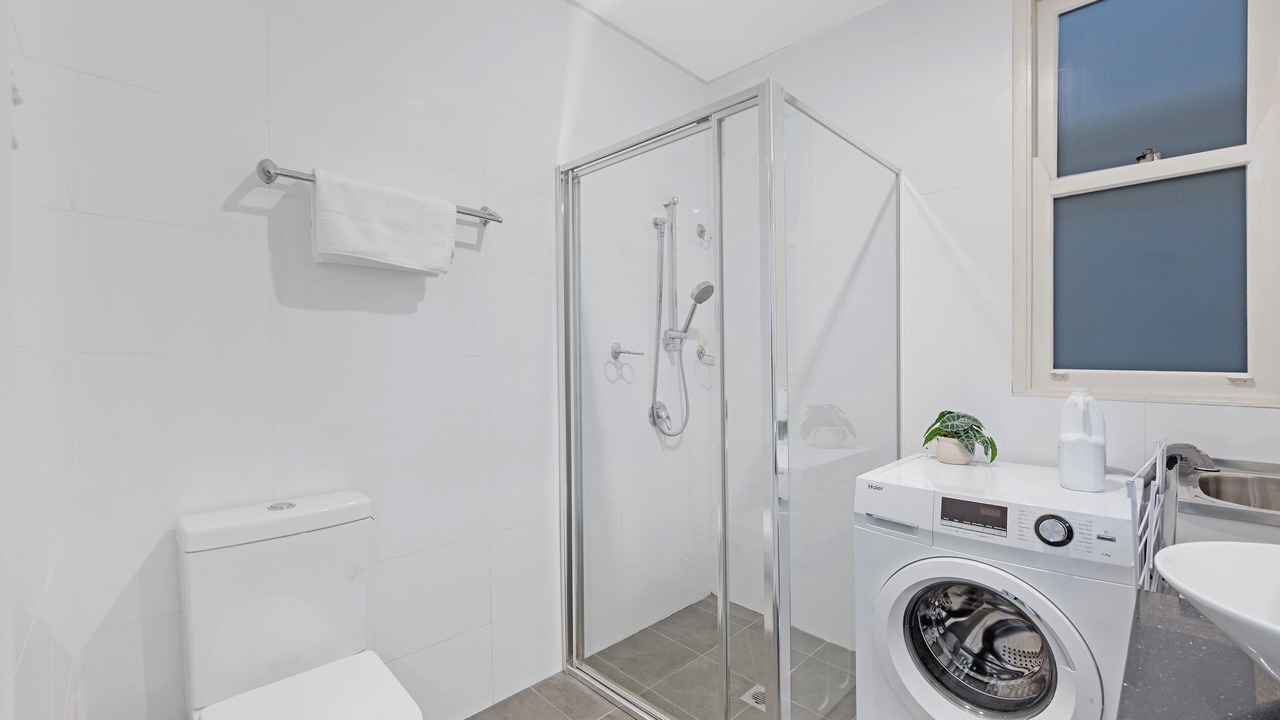 Photo of Bathroom in Crows Nest