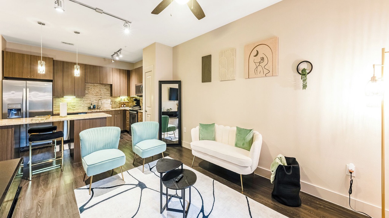 Photo of Livingroom in Uptown