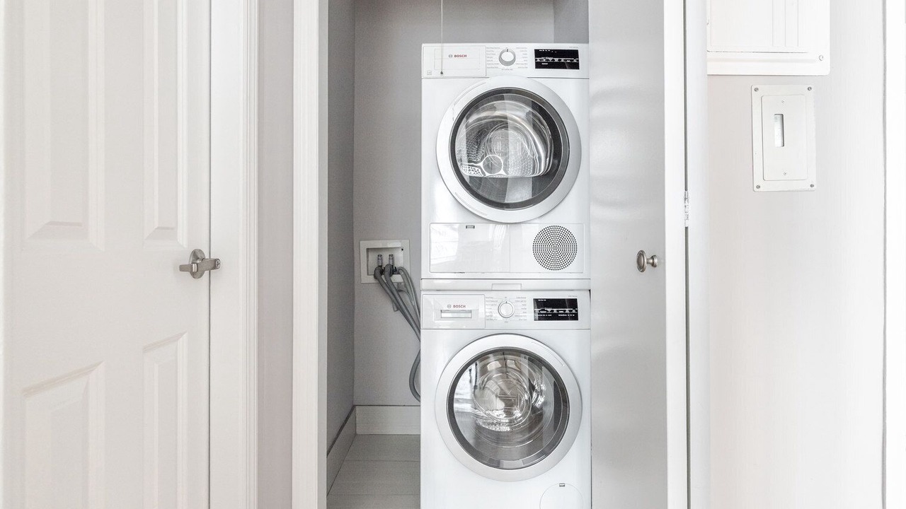 Photo of Others in Manhattan Valley