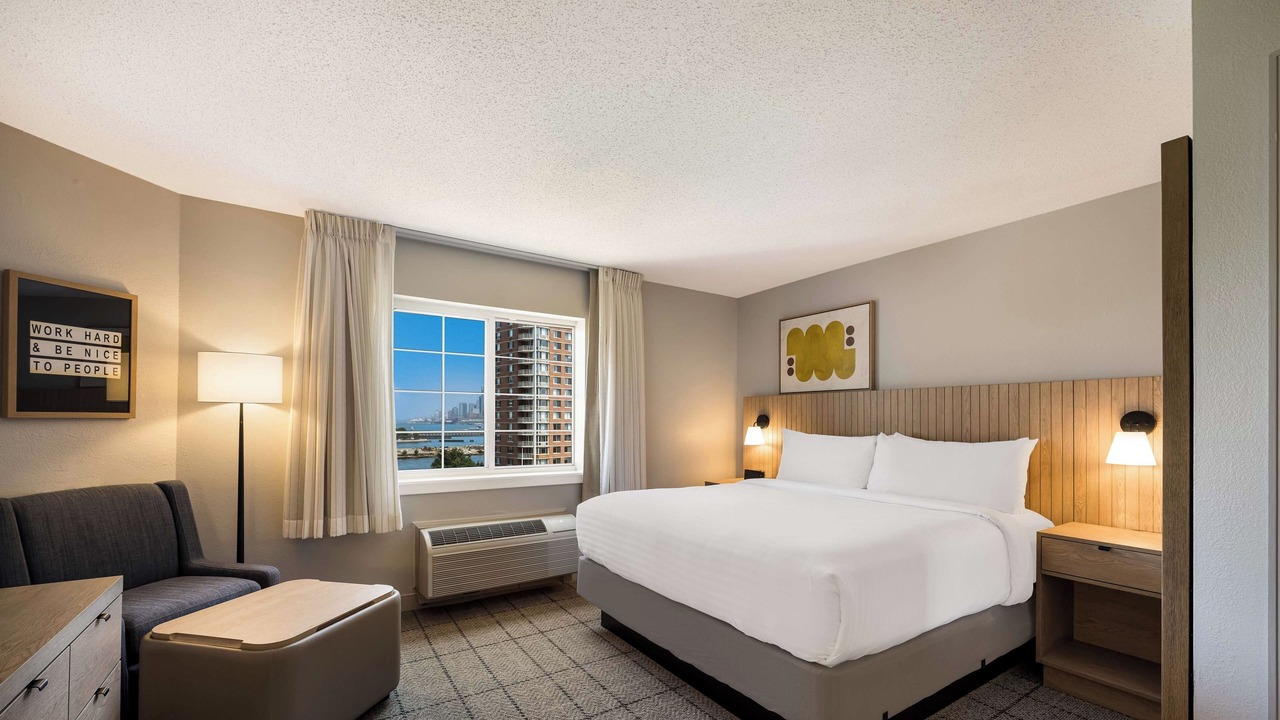 Photo of Bedroom in Exchange Place North