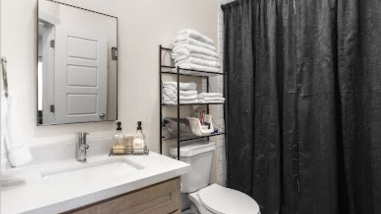 Photo of Bathroom in Bonanza