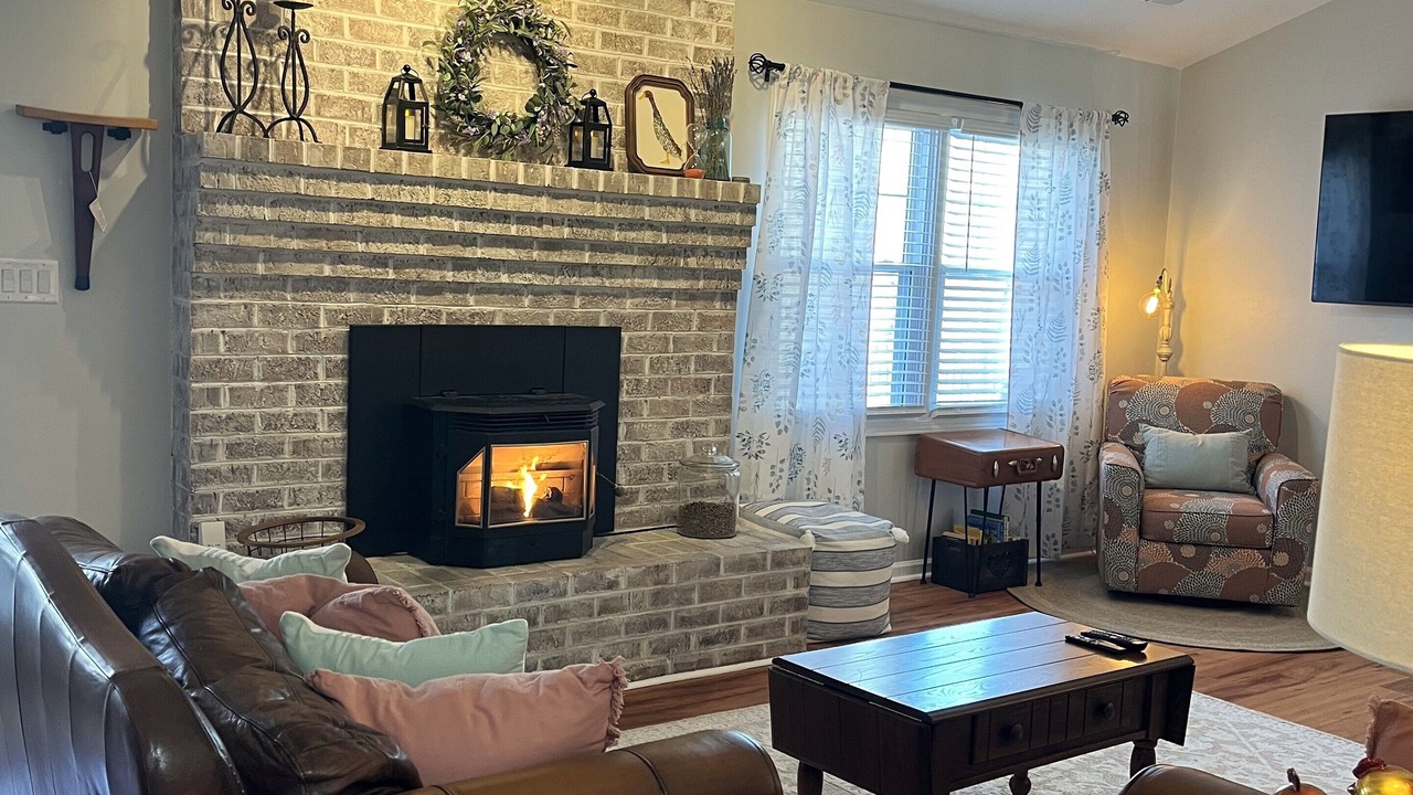 Photo of Livingroom in Roanoke