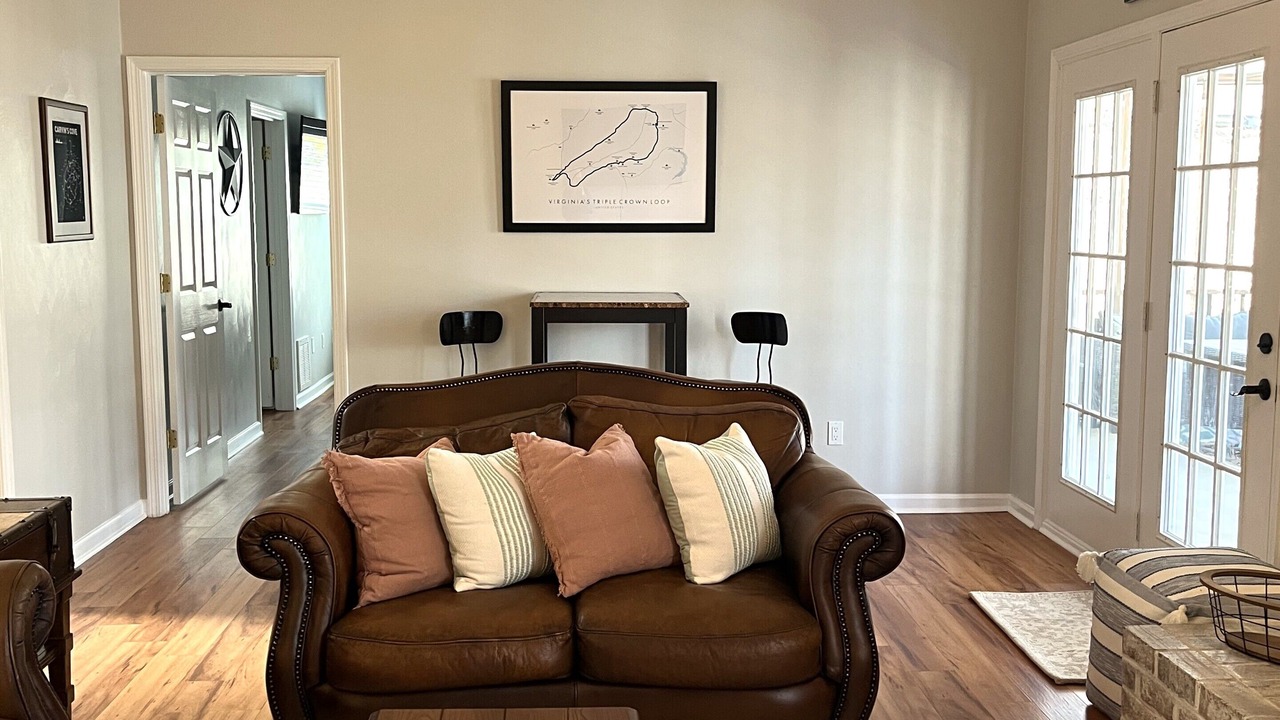 Photo of Livingroom in Roanoke