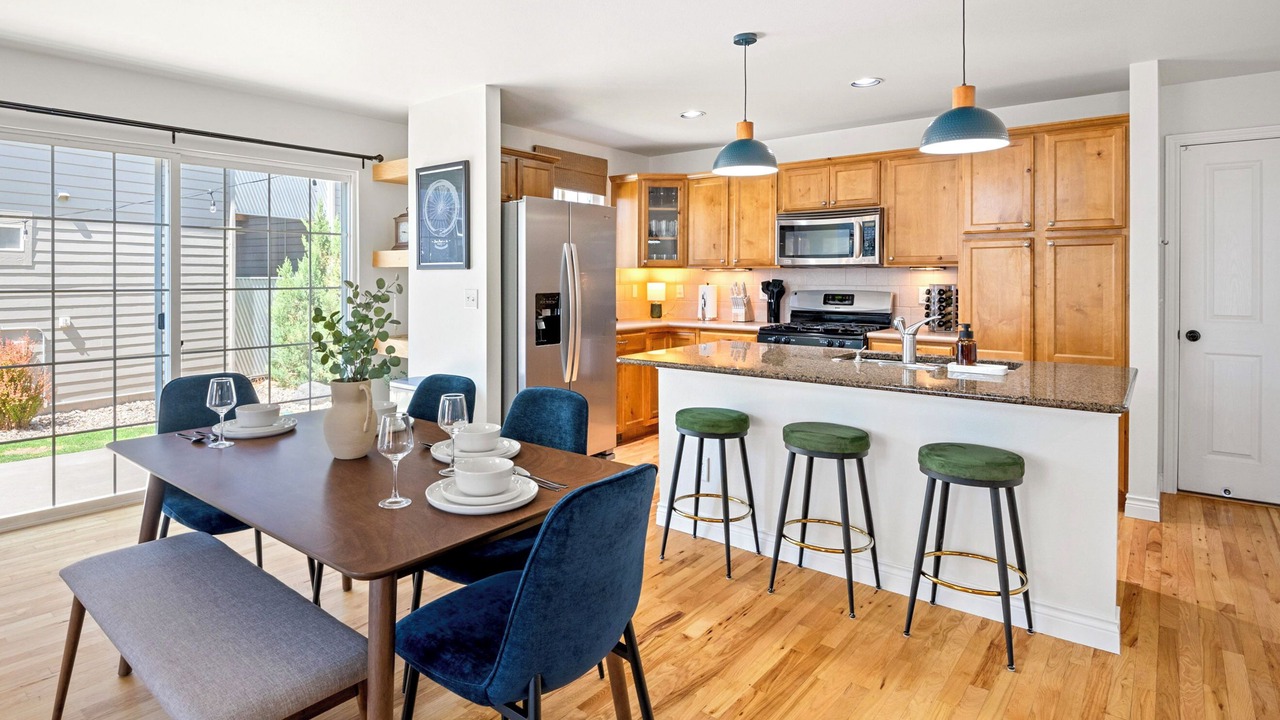 Photo of Bedroom in Old Town North
