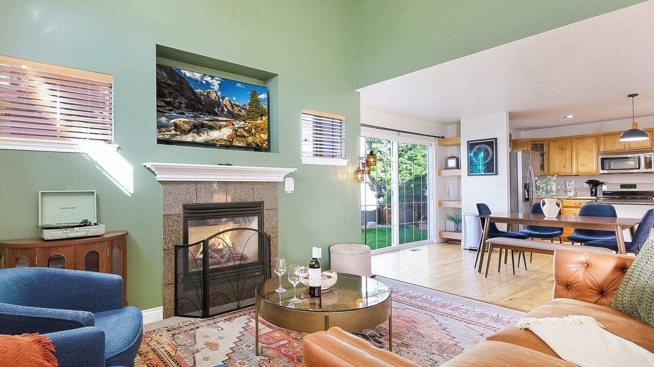 Photo of Livingroom in Old Town North