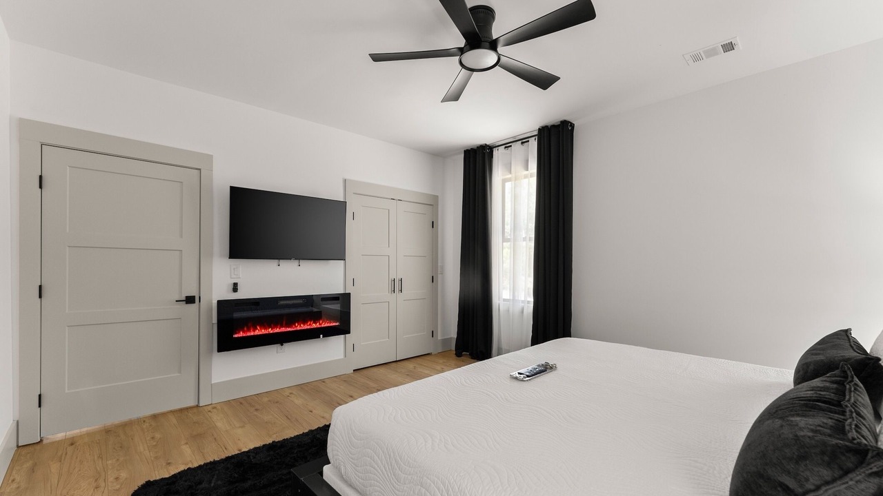 Photo of Bedroom in Braselton