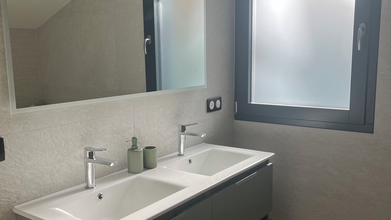 Photo of Bathroom in Fillinges