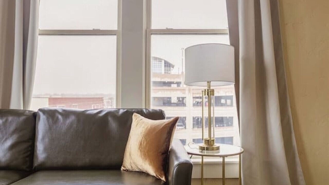 Photo of Livingroom in Downtown Springfield