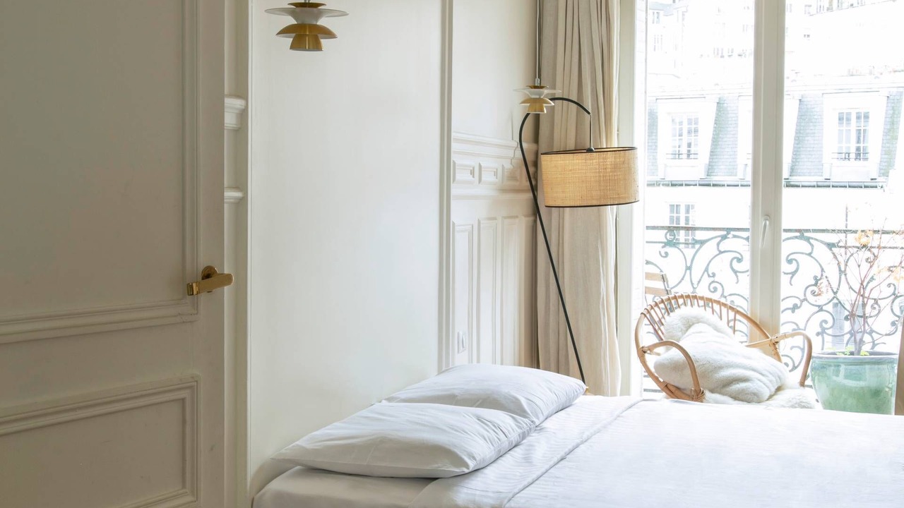 Photo of Bedroom in Clignancourt