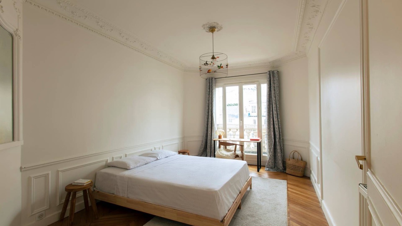 Photo of Bedroom in Clignancourt
