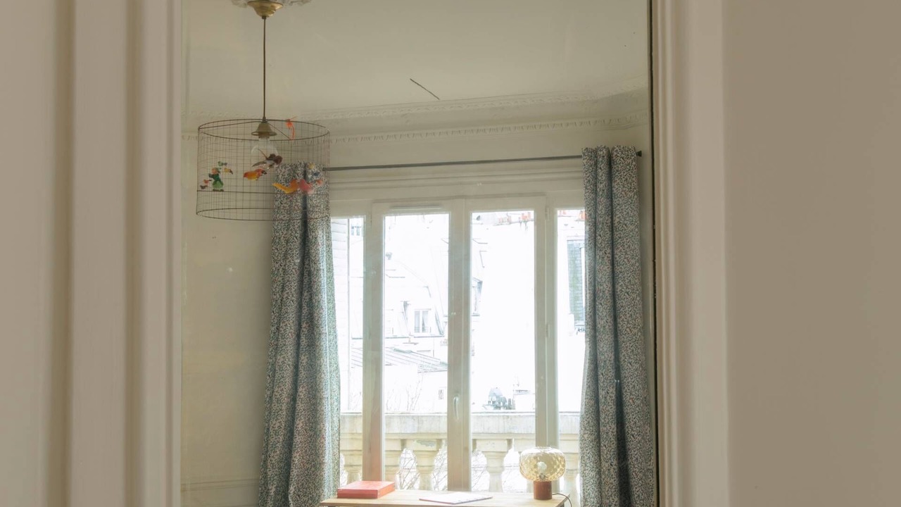 Photo of Bedroom in Clignancourt