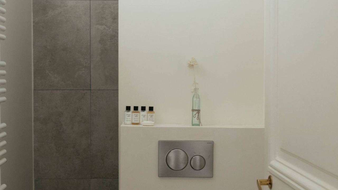 Photo of Bathroom in Clignancourt