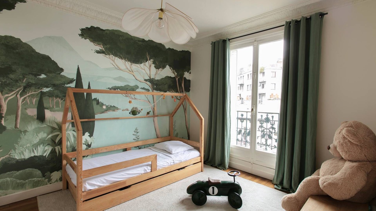 Photo of Bedroom in Clignancourt