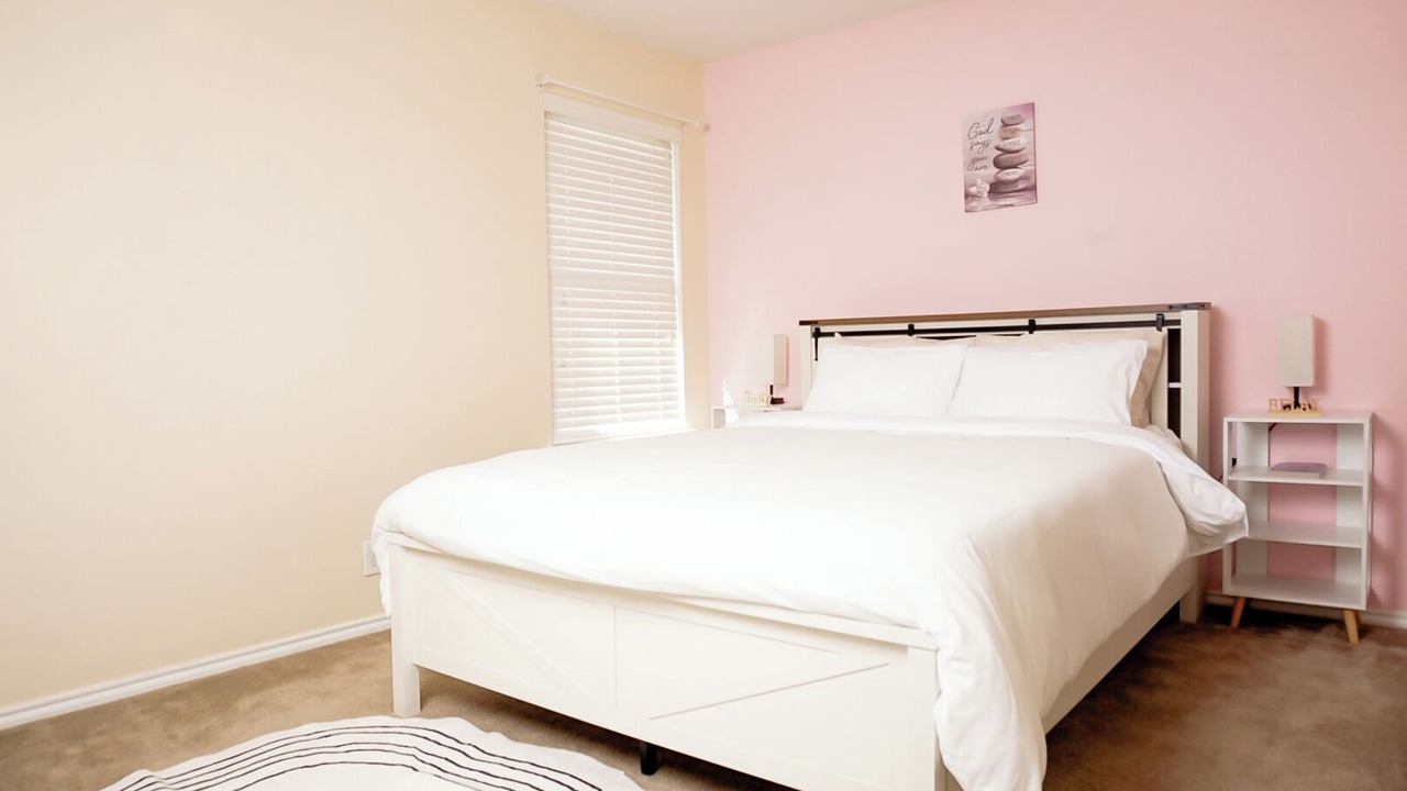 Photo of Bedroom in Kyle