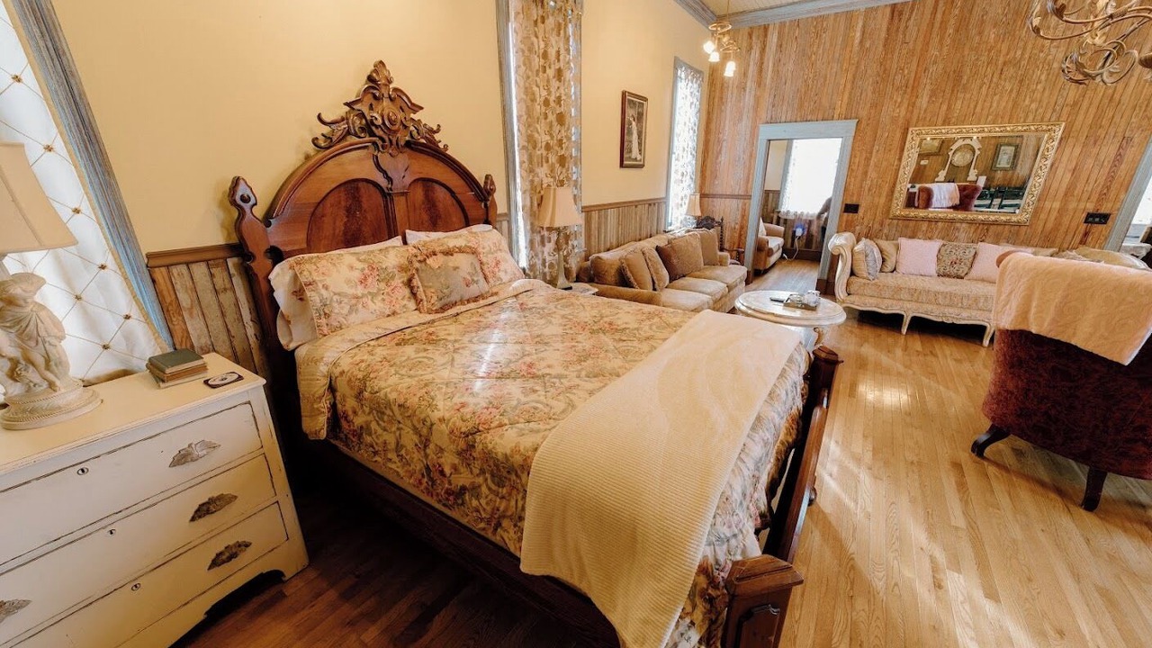 Photo of Bedroom in Franklin Springs