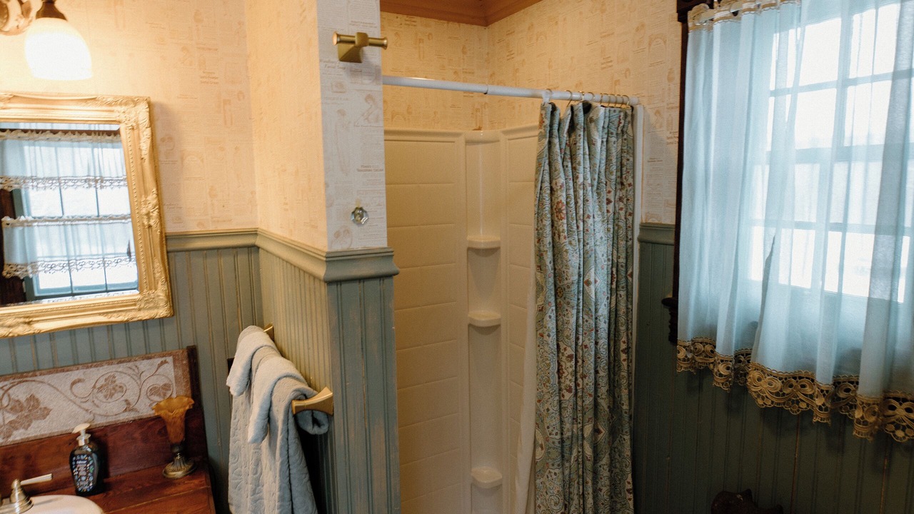 Photo of Bathroom in Franklin Springs