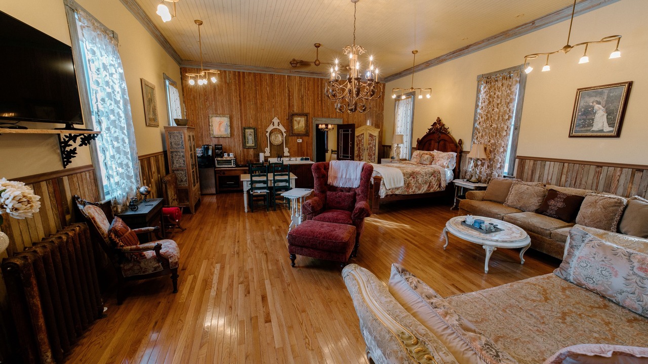 Photo of Bedroom in Franklin Springs