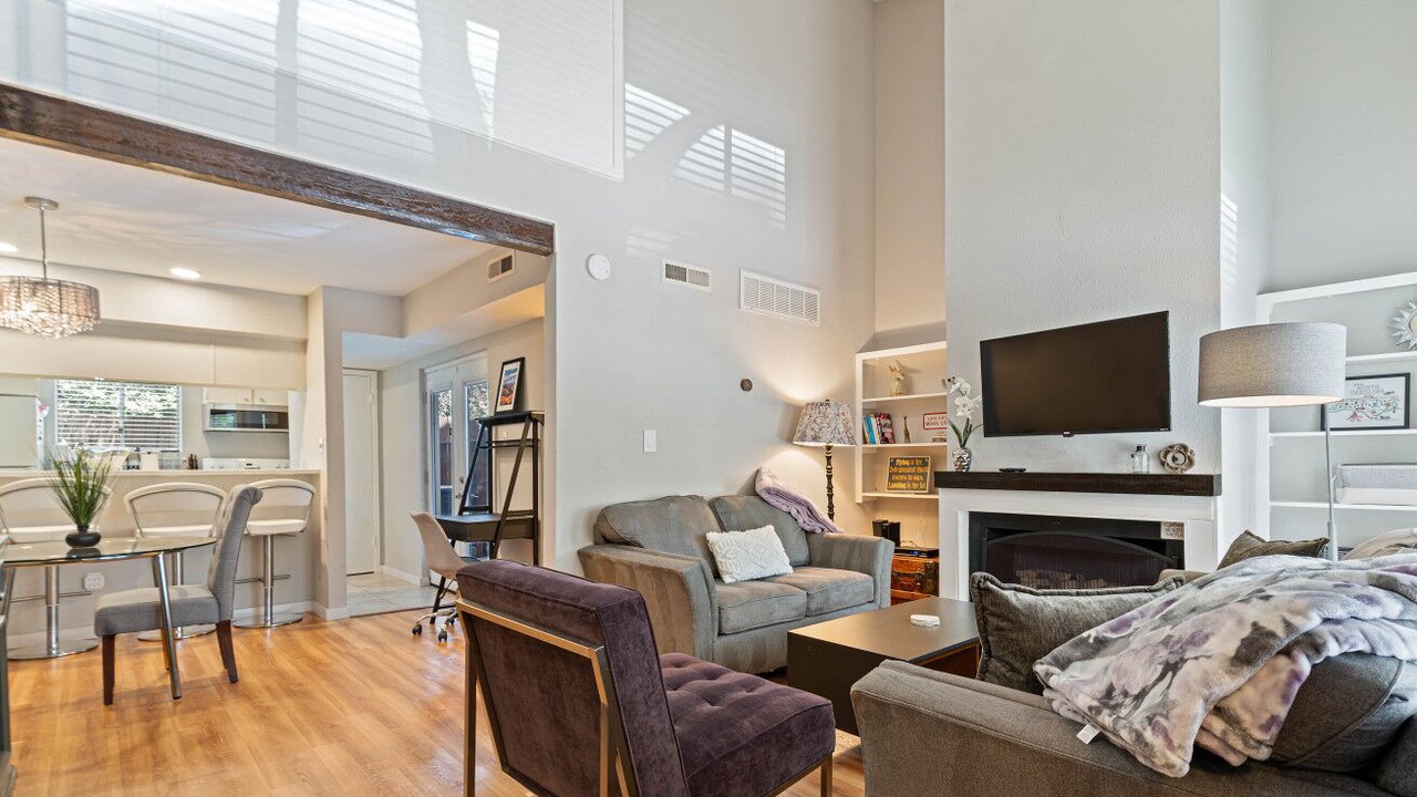 Photo of Bedroom in Northwest Hills Village
