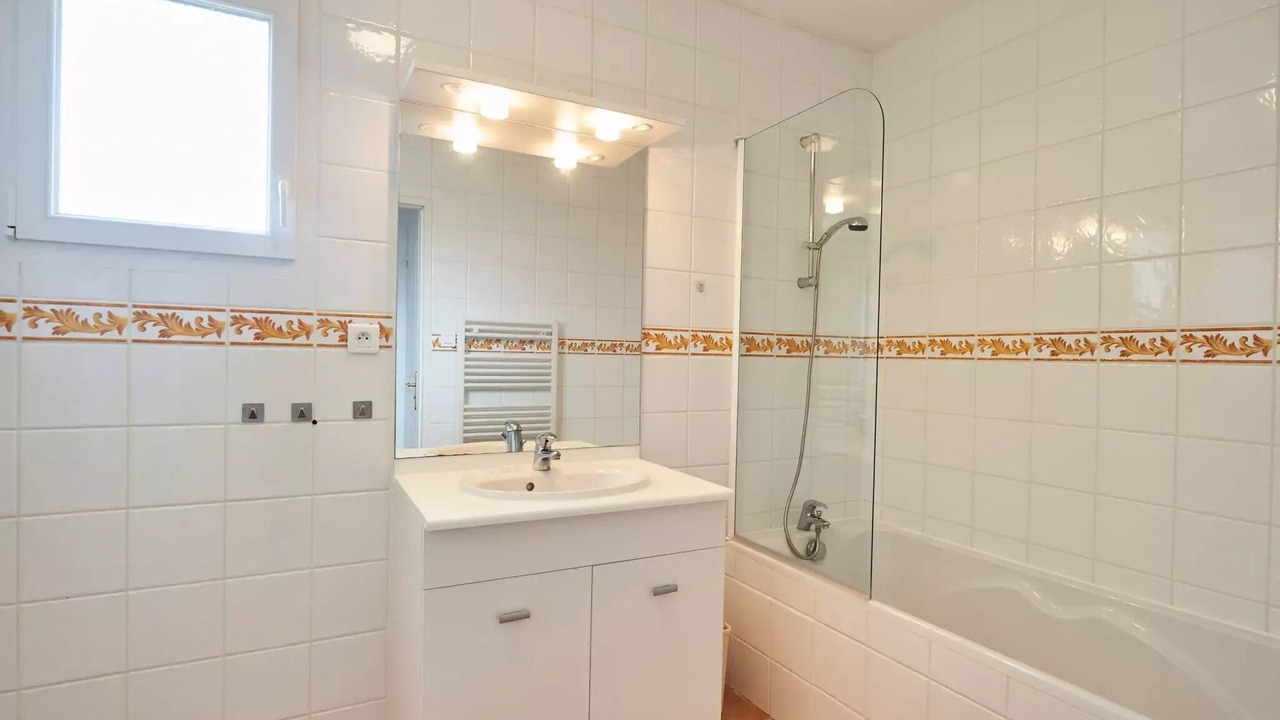 Photo of Bathroom in Vasles