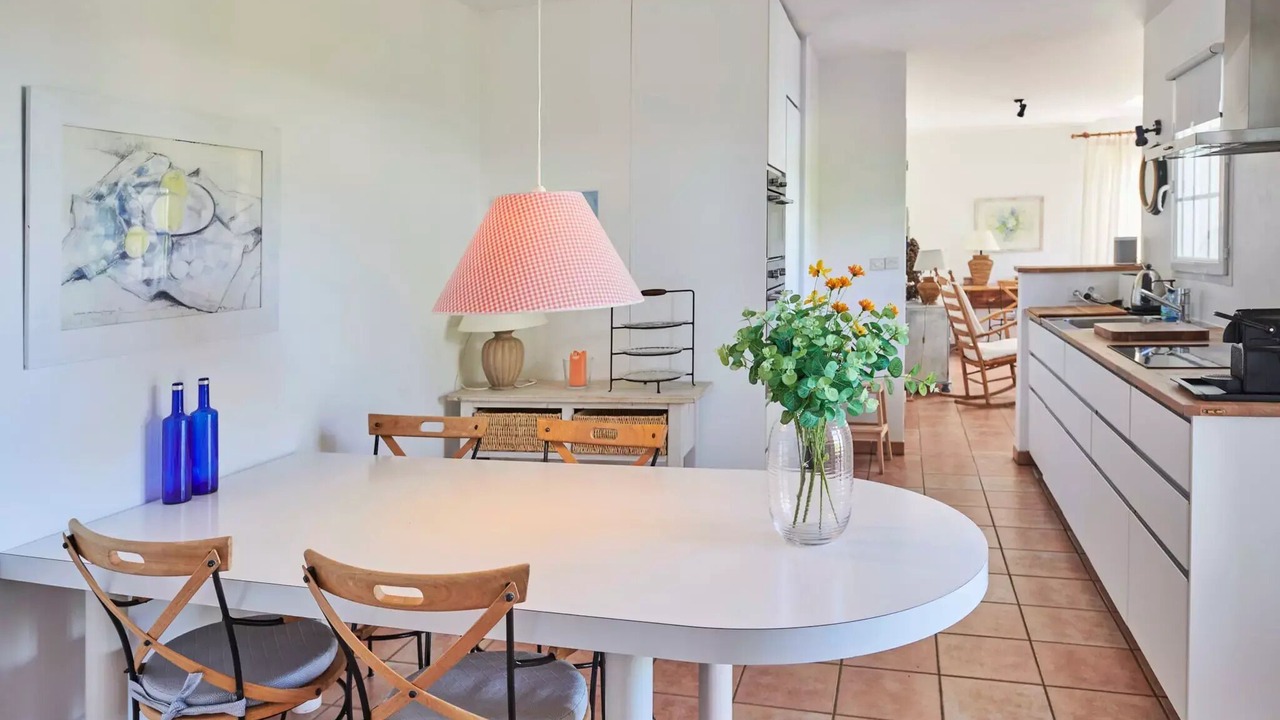 Photo of Others in Vasles